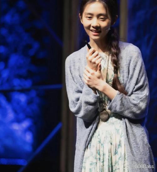 现在女明星谁最火_女演员火_火的女明星名字