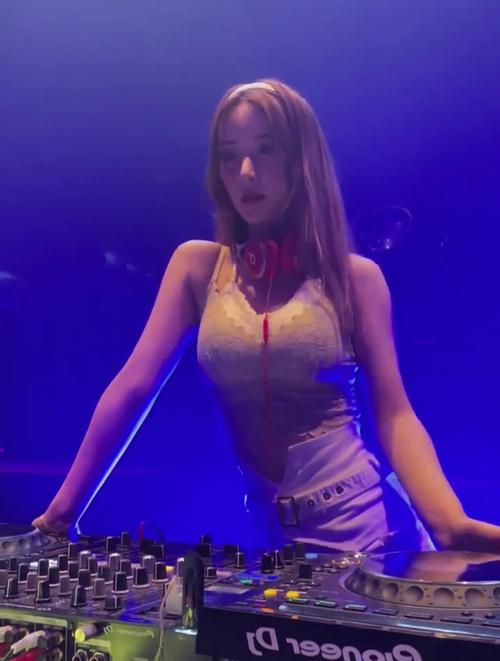 女明星时尚视频_女星视频_女明星dj视频