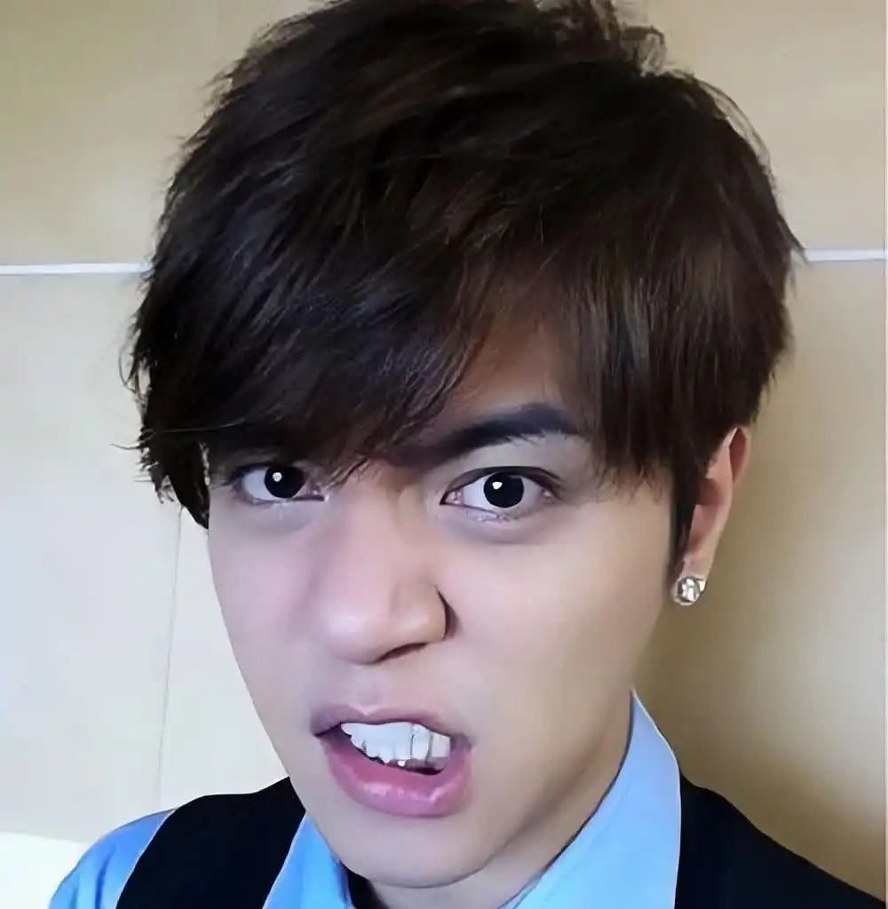 哪些曾经黑料很多的明星被洗白,_娱乐圈明星翻车案例_郑爽代孕弃养事件