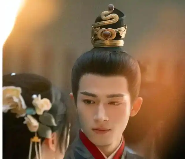 刚走红被曝明星黑料,_王星越黑历史_王星越争议事件