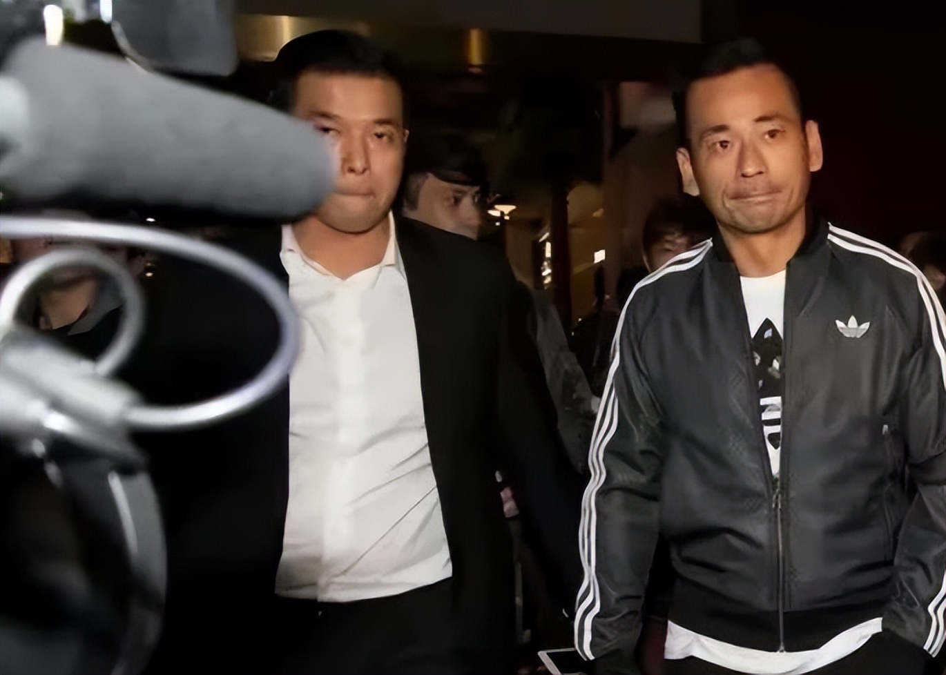 安以轩进娱乐圈时间_安以轩婚姻变化_安以轩老公负债300亿